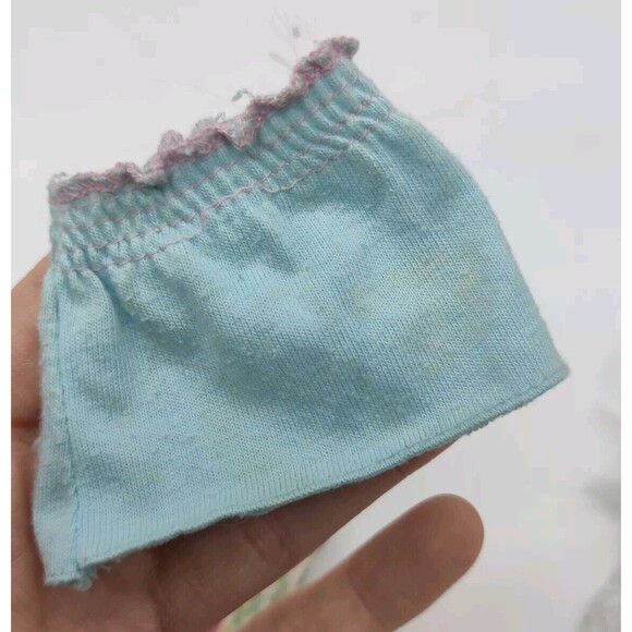 Vintage 1984 Barbie Skipper So Active Fashions Sweatshirt Skirt Socks Shoes 7918 - Picture 9 of 12